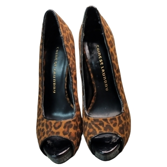 CHINESE Laundry Hot Hot Leopard Print Peep Toe Heels size 6.5 EUC - Picture 2 of 6